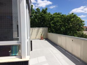 Image 34 - 173000