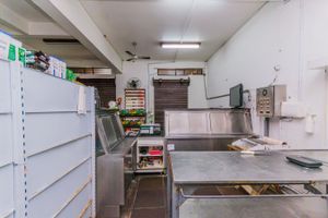 Image 46 - 173146