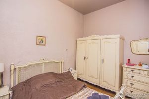 Image 38 - 173456