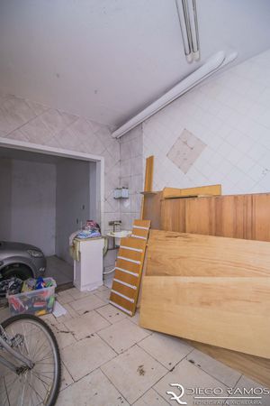 Image 30 - 173501