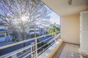 Image 42 - 173826