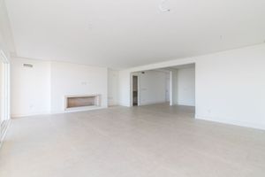 Image 4 - 174893