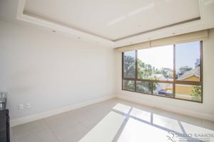 Image 11 - 174935