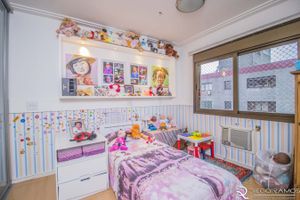 Image 14 - 174991
