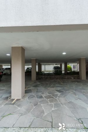 Image 35 - 175107