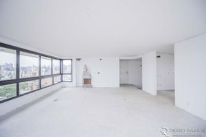 Image 68 - 175652