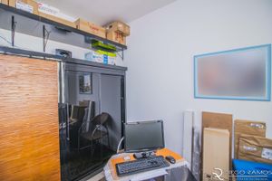 Image 17 - 175654