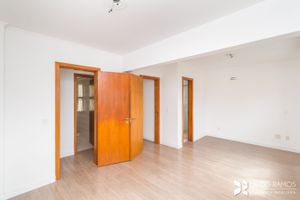 Image 11 - 175789