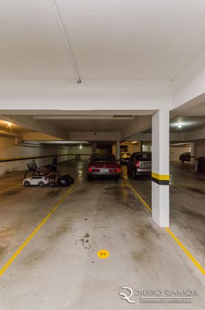 Image 17 - 175916