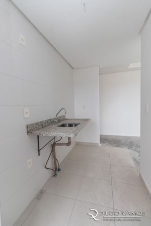 Image 15 - 175917