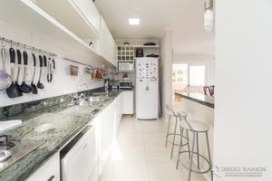 Image 14 - 175991