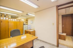 Image 10 - 176017