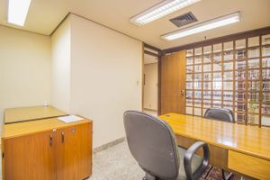 Image 11 - 176017