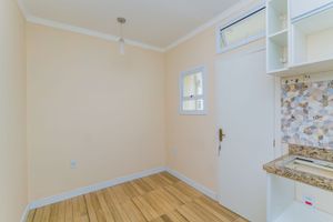 Image 25 - 176392