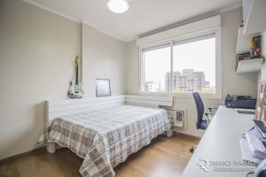 Image 15 - 176530