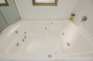 Image 15 - 176609