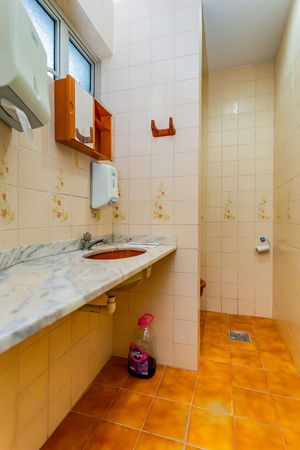 Image 17 - 176688
