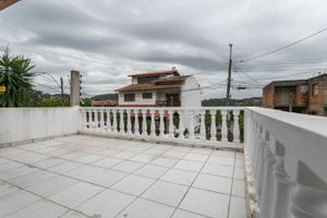 Image 23 - 176696