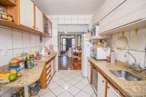 Image 11 - 176754