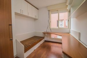 Image 11 - 176985