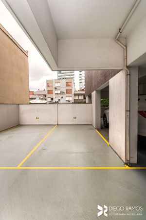 Image 22 - 176999