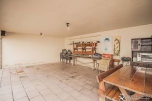Image 30 - 177489