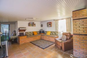 Image 10 - 177582