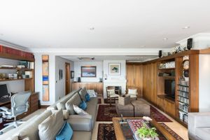 Image 11 - 177757