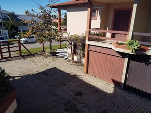 Image 15 - 177847