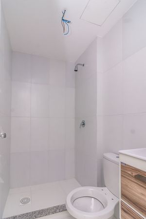 Image 13 - 177888