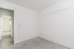 Image 18 - 177898