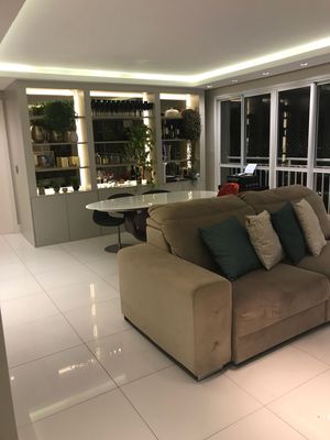 Image 1 - 178052