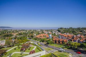 Image 8 - 178068