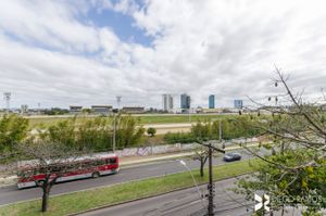 Image 4 - 178192