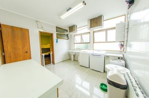 Image 4 - 178318