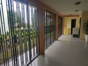 Image 11 - 178391
