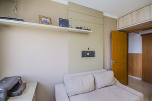 Image 19 - 178484
