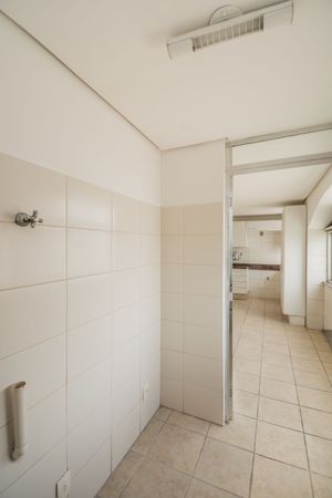 Image 40 - 178603