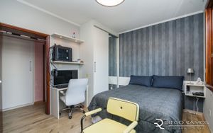 Image 13 - 178756