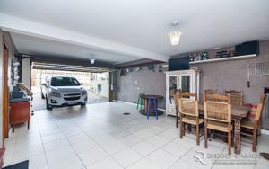 Image 19 - 178756