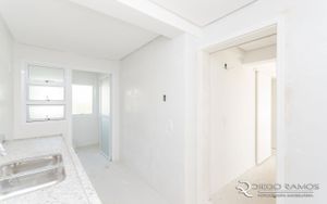 Image 11 - 179036
