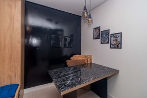 Image 30 - 179255