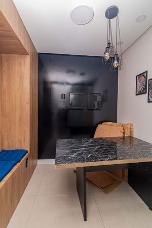 Image 34 - 179255
