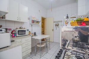 Image 17 - 179276