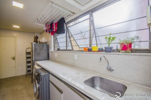 Image 32 - 179329