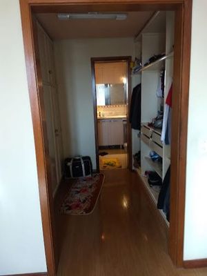 Image 17 - 179337