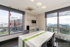 Image 11 - 179344
