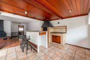 Image 31 - 179454
