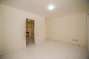 Image 23 - 179526