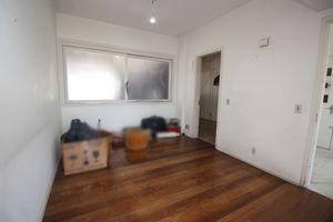 Image 7 - 179553